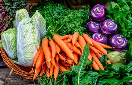 Frisches Obst und Gemüse im Dorfladen